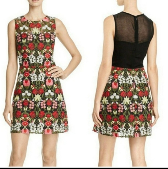 Lucy Paris Dresses & Skirts - Lucy Paris Marina Floral Embroidered Dress Large